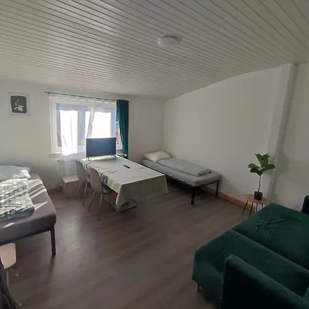 Bright And Spacious In Center Appartement