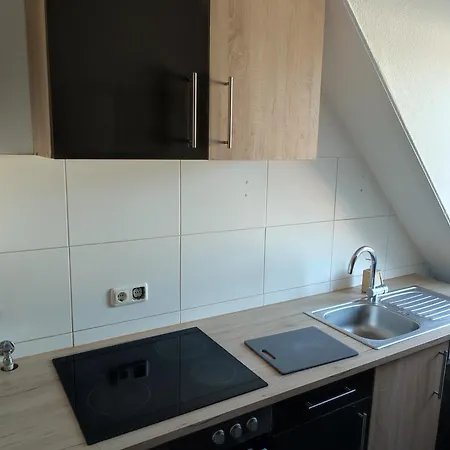 Bright And Spacious In Center شقة *