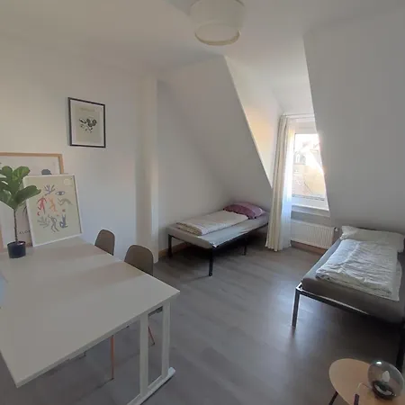 شقة Bright And Spacious In Center *