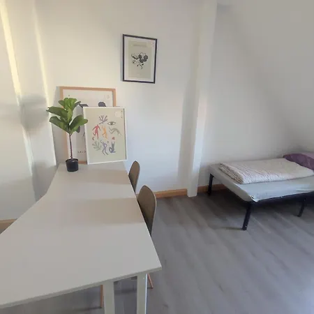 Bright And Spacious In Center Appartement *