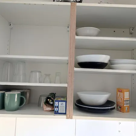 Bright And Spacious In Center Appartement